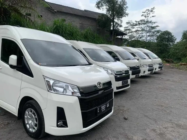 Sewa Mobil Terbaik untuk Gathering Kantor